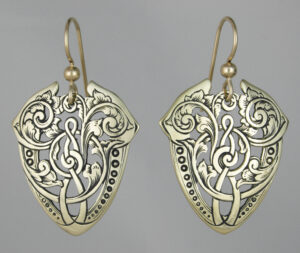 Filigree Shield Earrings Bronze